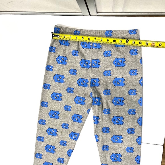 Like New - UNC Tarheels Kid's Snug Fitting Pajama Bottoms - Size 14/16 - Picture 5 of 6